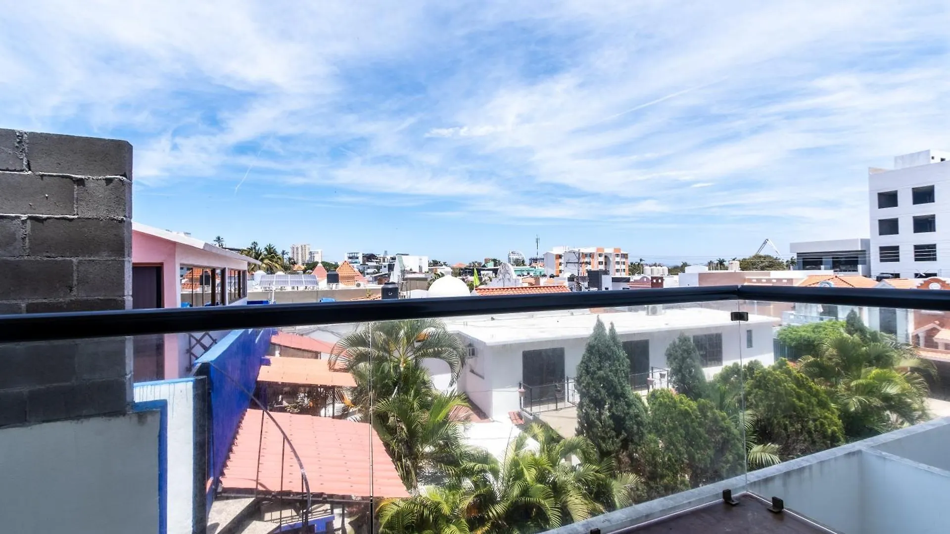 Apartamento condesa 10 Precioso depa a 100 pasos de la playa Mazatlán 0*,  México