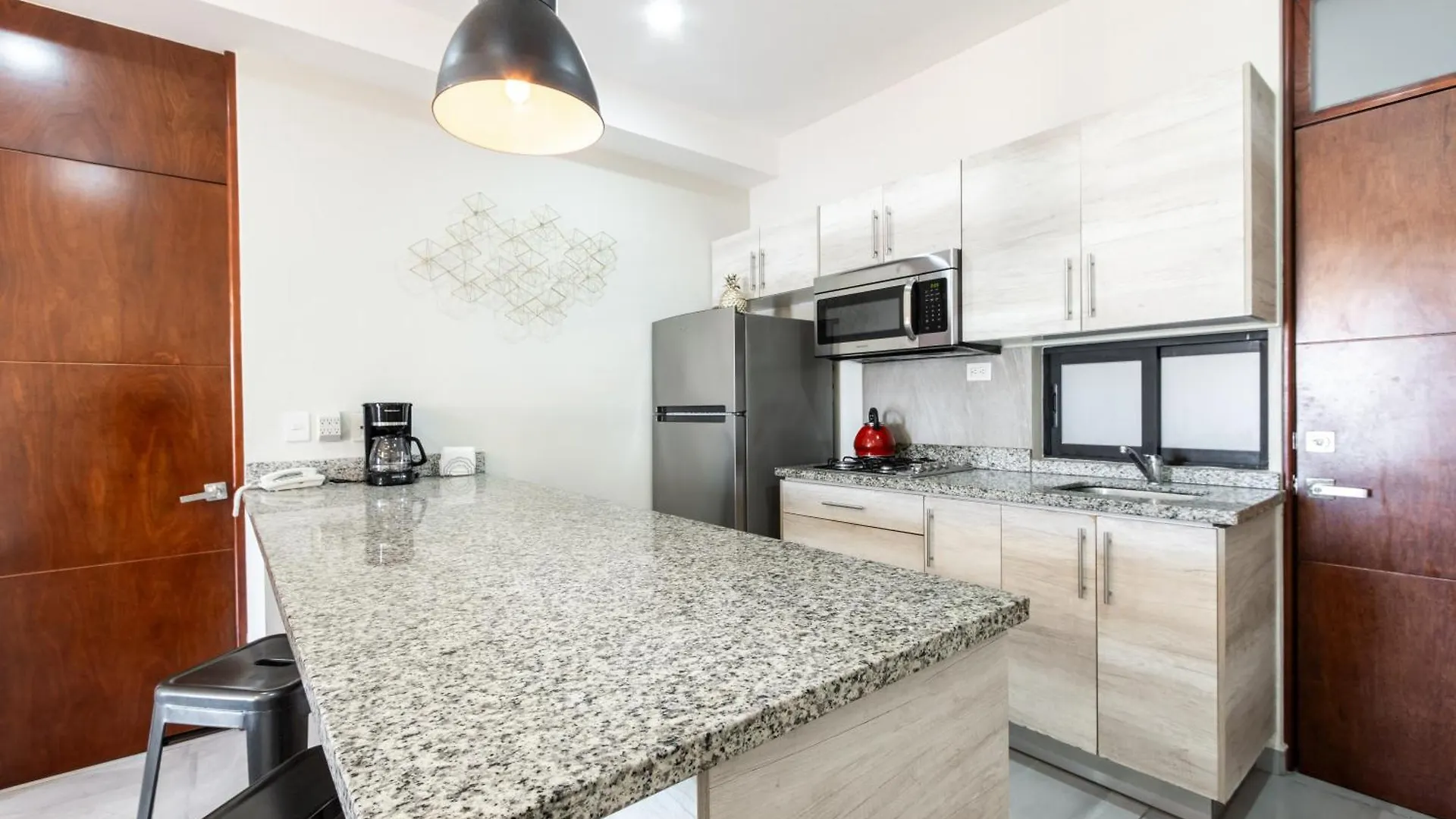 Apartamento condesa 10 Precioso depa a 100 pasos de la playa Mazatlán